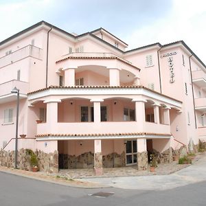 Riccio Hotel